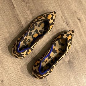 8.5 Rothy’s Big Cat Pointed Flats (The Point)